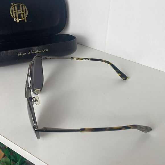 House Of Harlow TILDA Gunmetal Aviator Sunglasses with Hard Shell Case 58 14 main image 4
